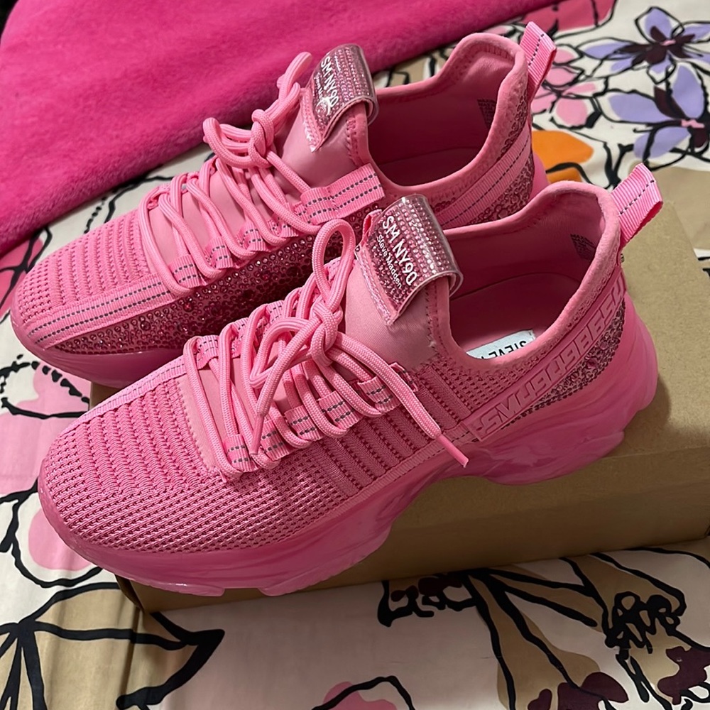 COPY - Steve Madden Pink Maximas
